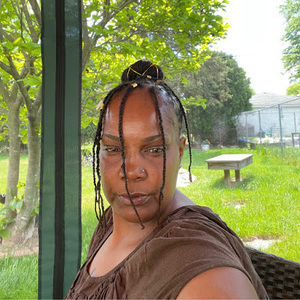 Meet your Posher, Candi